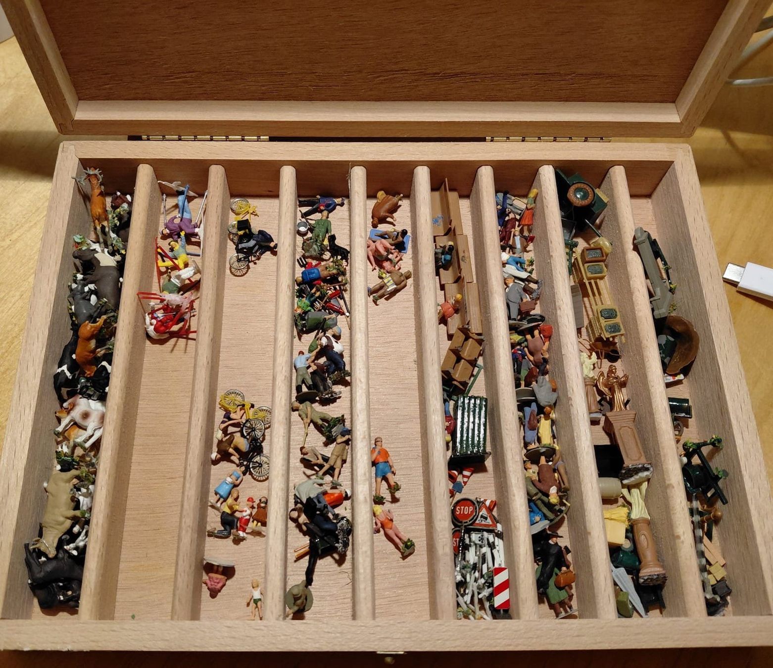 Modellbausätze & Standmodelle: Modelleisenbahnfiguren H0 – Gebraucht aus Bachenbülach von hank05