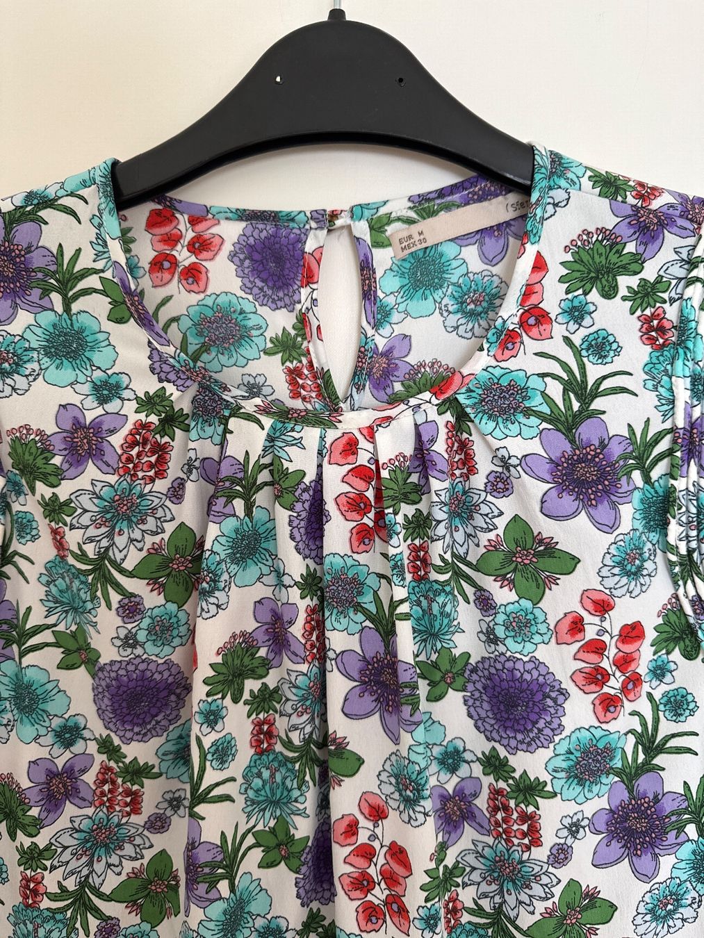 Tops: Blumen Top SFERA M – Gebraucht aus Horgen von linuxrp 2