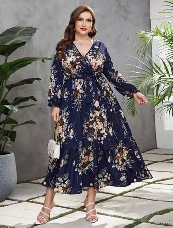 Maxikleid mit Blumendesign navy Gr. 54 / 5XL