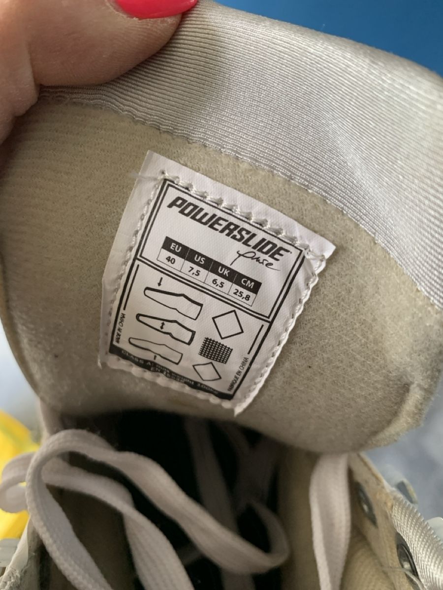 Pattini da ghiaccio: Schlittschuh Grösse 40 – Usato da Reinach BL venduto da lar_nd89 2