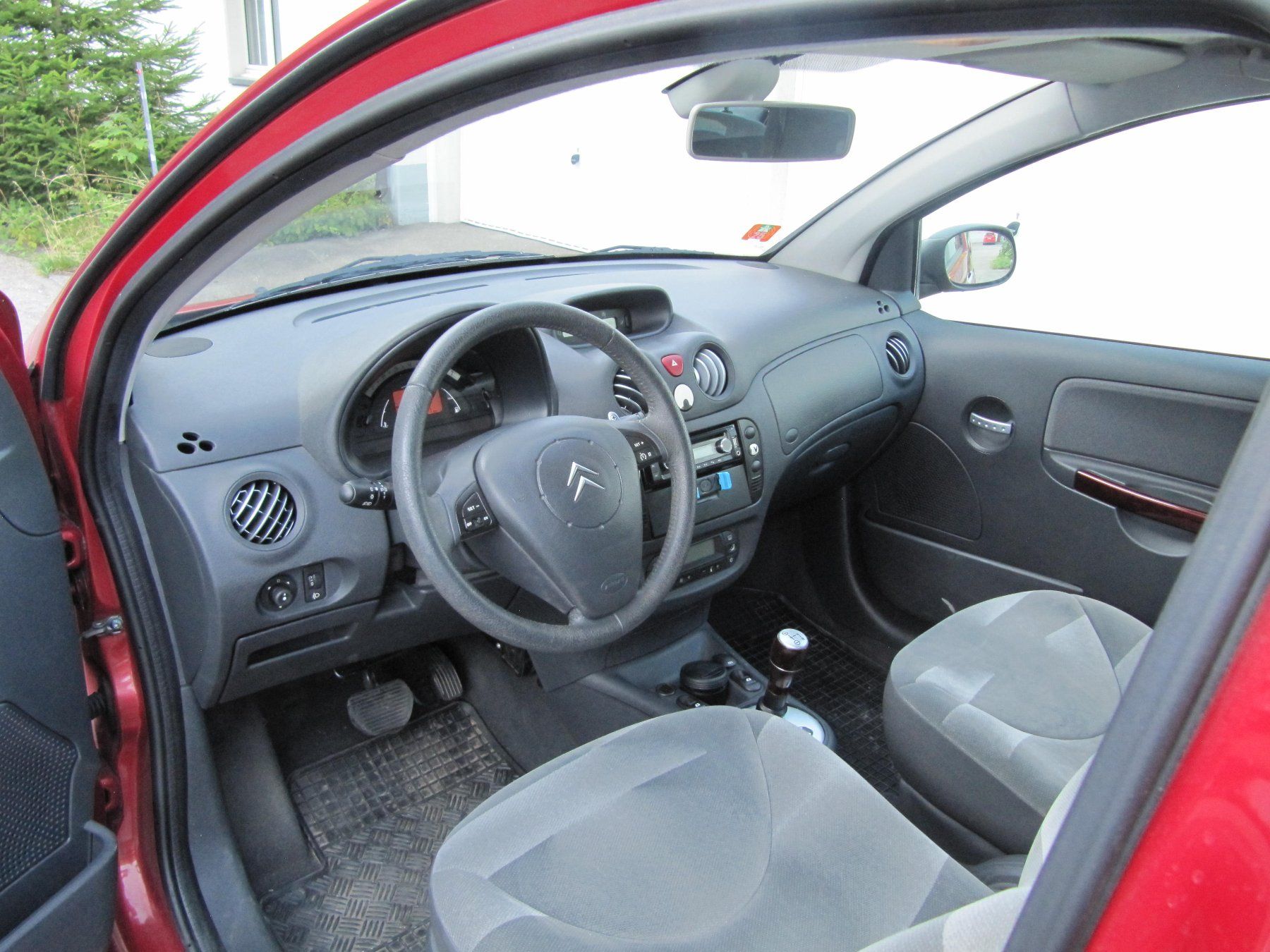 Citroën Automobili: Citroën C2 1.4 i – Usato da Alt St. Johann venduto da domivan 3