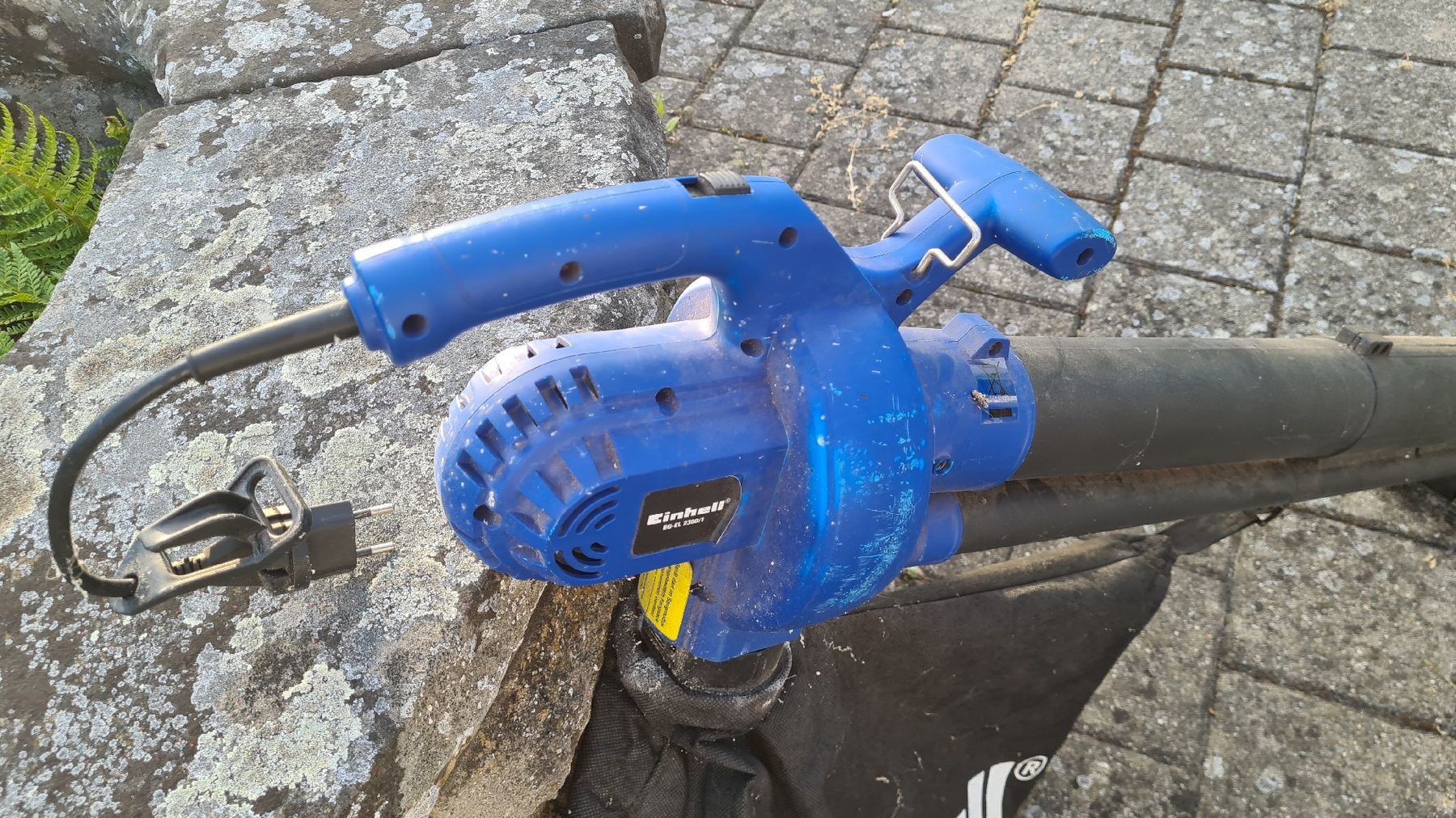 Einhell Laubbläser & Laubsauger: Einhell Laubbläser-Saugbläser mit Fangsack,  – Gebraucht aus Hombrechtikon von Arica1 3