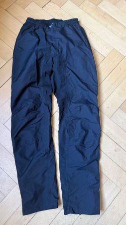 Endura Regenhose Grösse S schwarz wasserdicht neuwertig