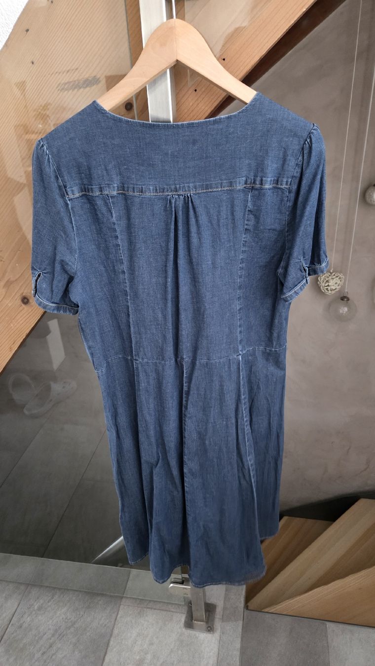 King Louie Robes: King Louie Jeanskleid – D'occasion à Winterthur par sandi99 3