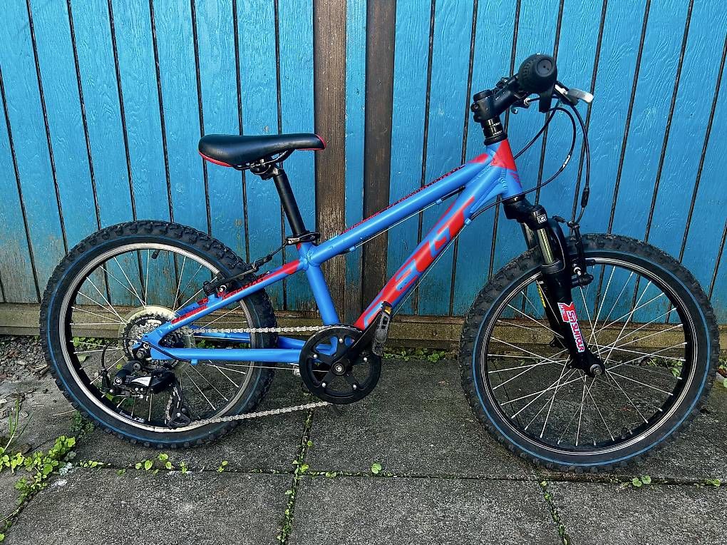 Felt Biciclette: Felt Q20 Kinder Mountainbike 20" – Usato da Evilard venduto da cylyk