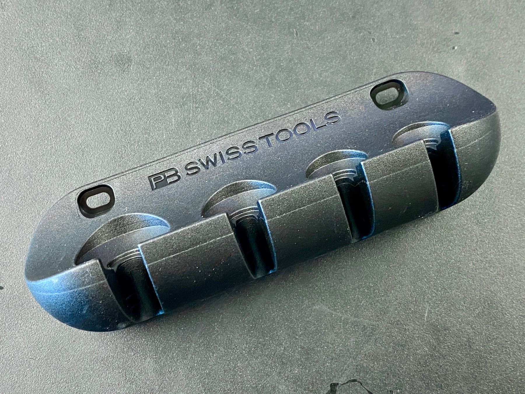 PB Swiss Tools Tutti gli attrezzi: PB Swiss Tools Wandhalter 4er - leer – Usato da Jona venduto da Cchris20