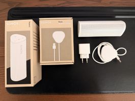 Sonos Roam 2 Portable Speaker & Wireless Charger - Weiss