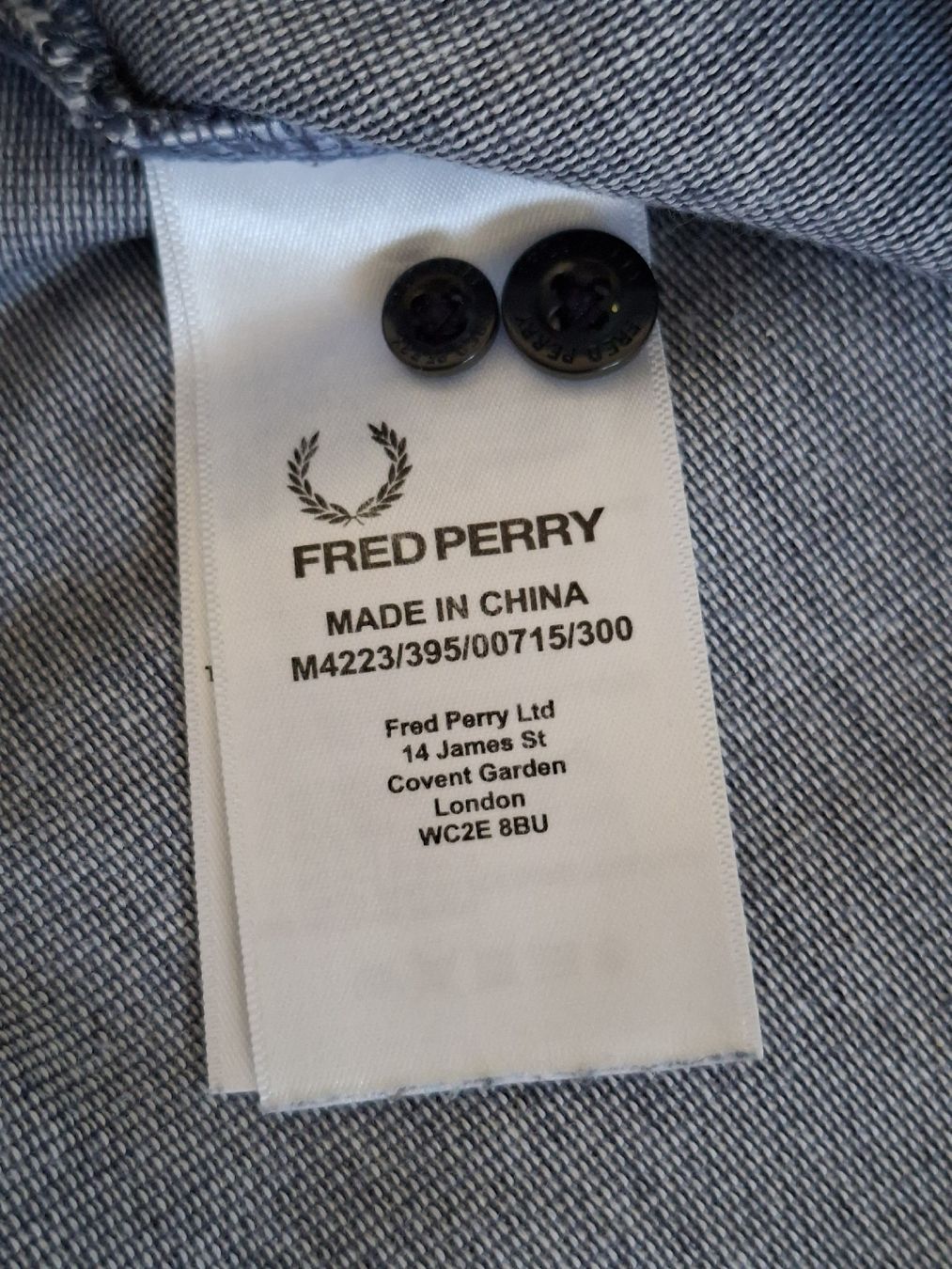 Fred Perry Magliette Polo: Fred Perry Polo bleu taille XL  – Usato da Renens VD venduto da ser_j2fn 5
