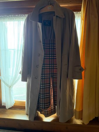 Vintage Burberrys Trenchcoat mit Wollfutter – Grösse 40 Shor