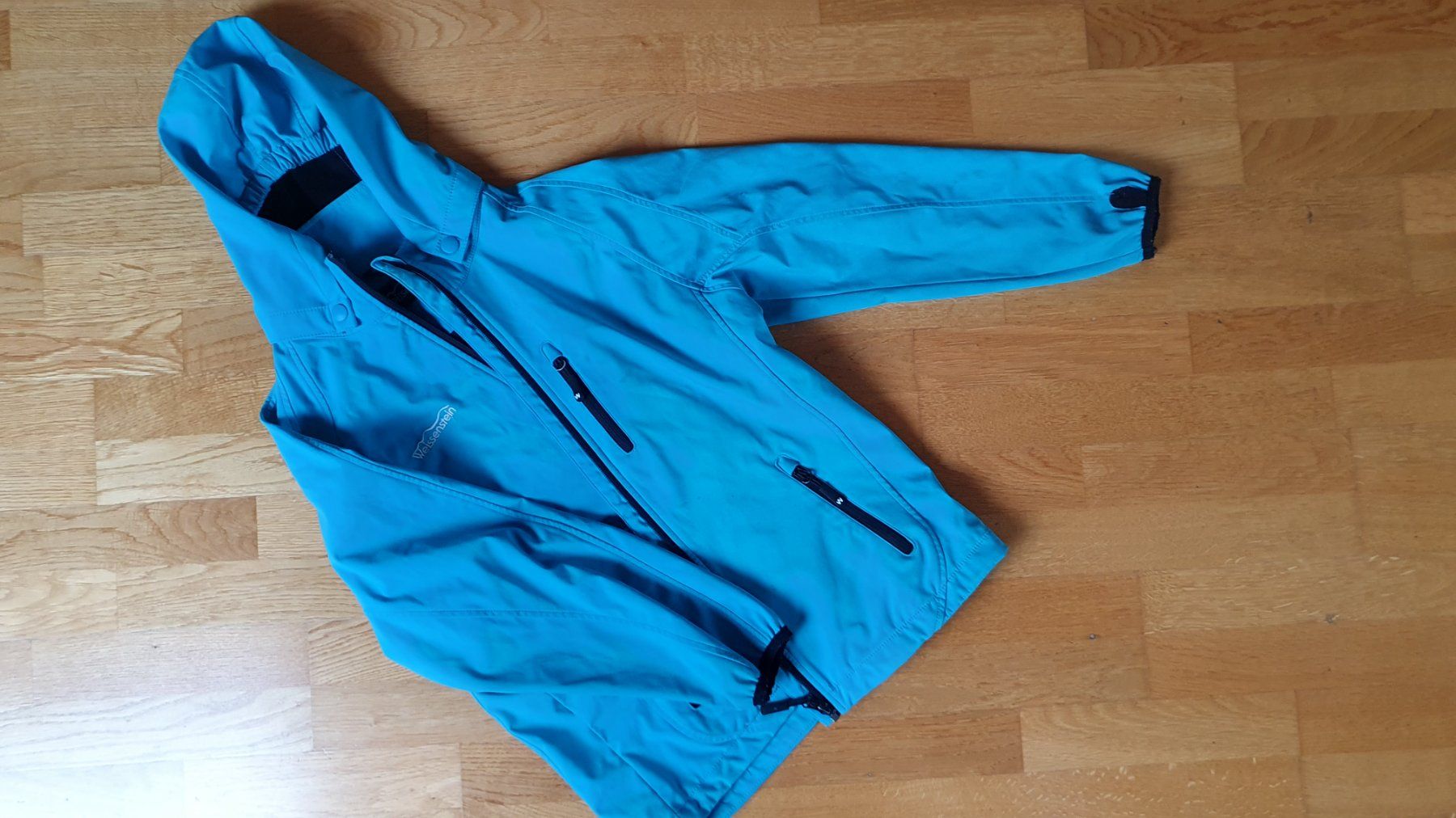Jacken & Mäntel: Softshelljacke hellblau Grösse 152 – Gebraucht aus Niederwangen b. Bern von thurncaro