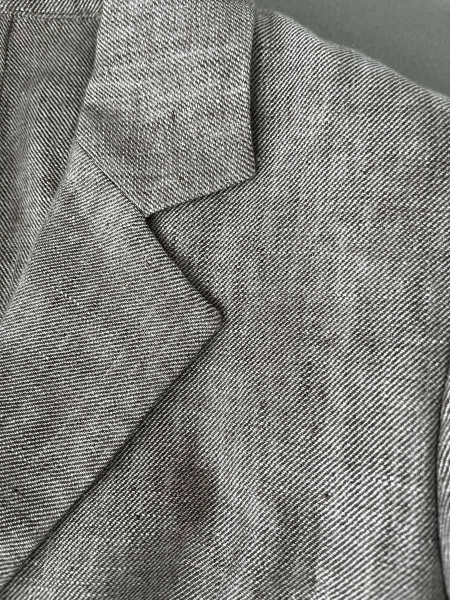 Massimo Dutti Giacche: Blazer Massimo Dutti brown 100% linen size 34 – Usato da Meilen venduto da Tamara23 1