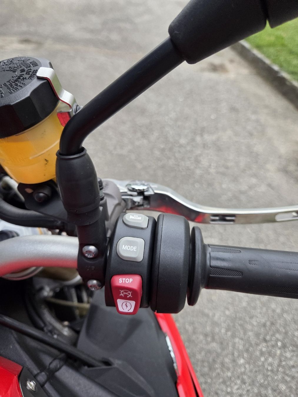 BMW Strada: Bmw S1000r  – Usato da Yverdon-les-Bains venduto da Furaxbike 6