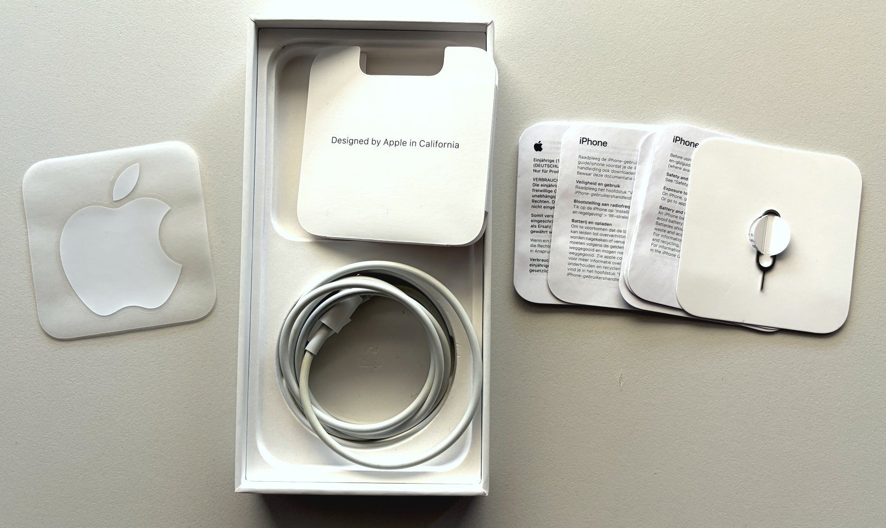 Apple Handys / Smartphones: iPhone 14 mit 128 GigaByte, Farbe Midnight, wie neu – Gebraucht aus Basel von ren_boz 5