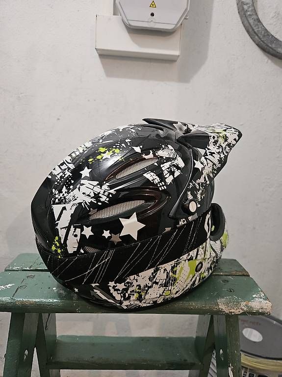 Casques: Downhill Helm – D'occasion à Thun par sim_7cws 1