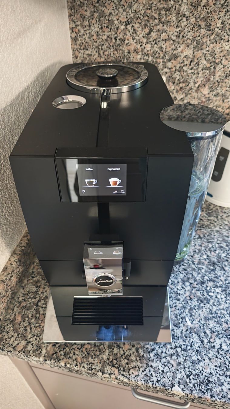 Jura Macchine per caffè & Macchine per espresso: JURA ENA 8 – Usato da Krauchthal venduto da Schmibi 1