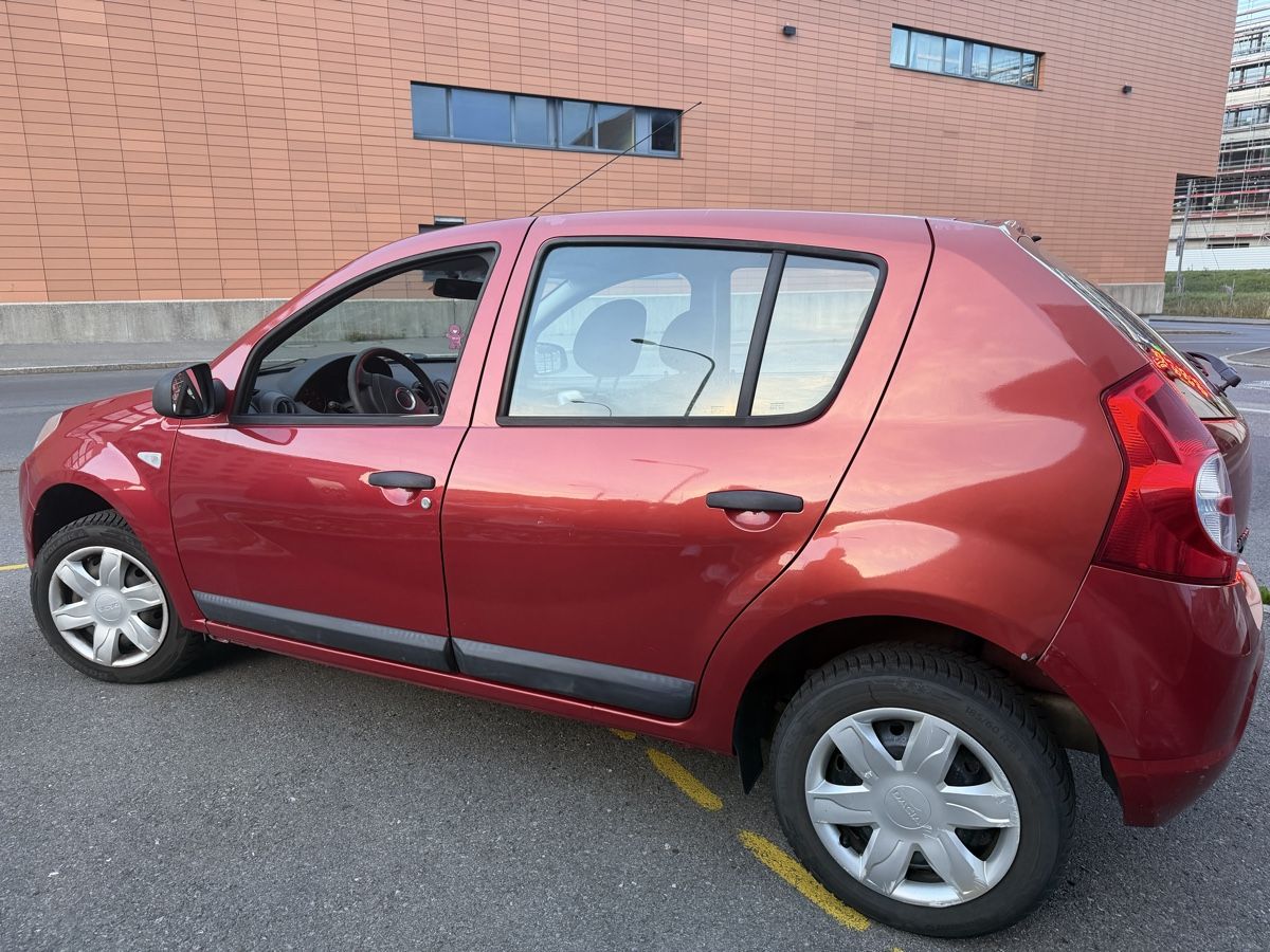 Dacia Autos: Dacia sandero – D'occasion à La Chaux-de-Fonds par Transportchezmax