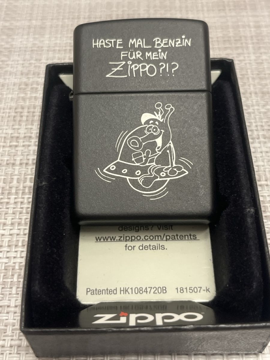 Zippo Accendini: Zippo Feuerzeug, schwarz – Usato da Bassersdorf venduto da VERO-EN