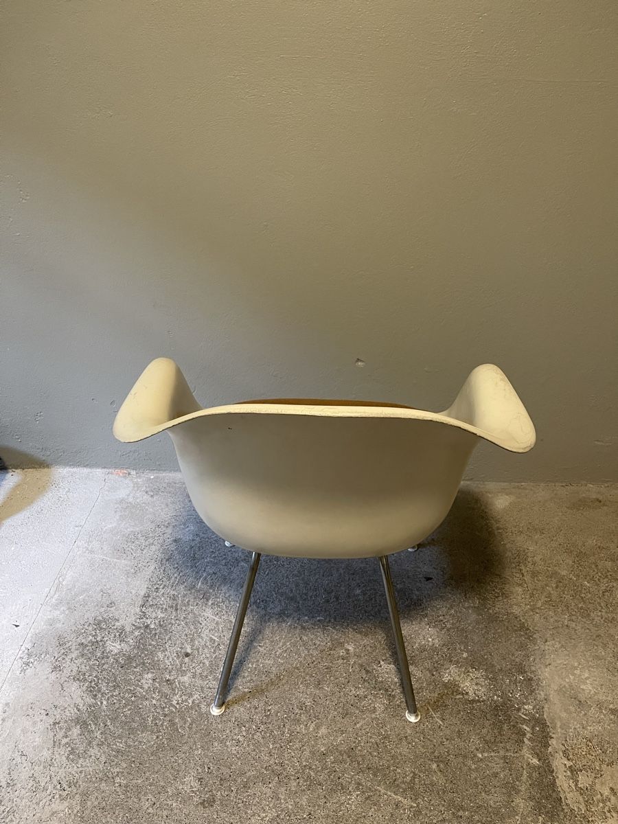 Eames Chaises: Eames Fiberglass Armchair Design Klassiker – D'occasion à Bern par Born_2_Fish 2