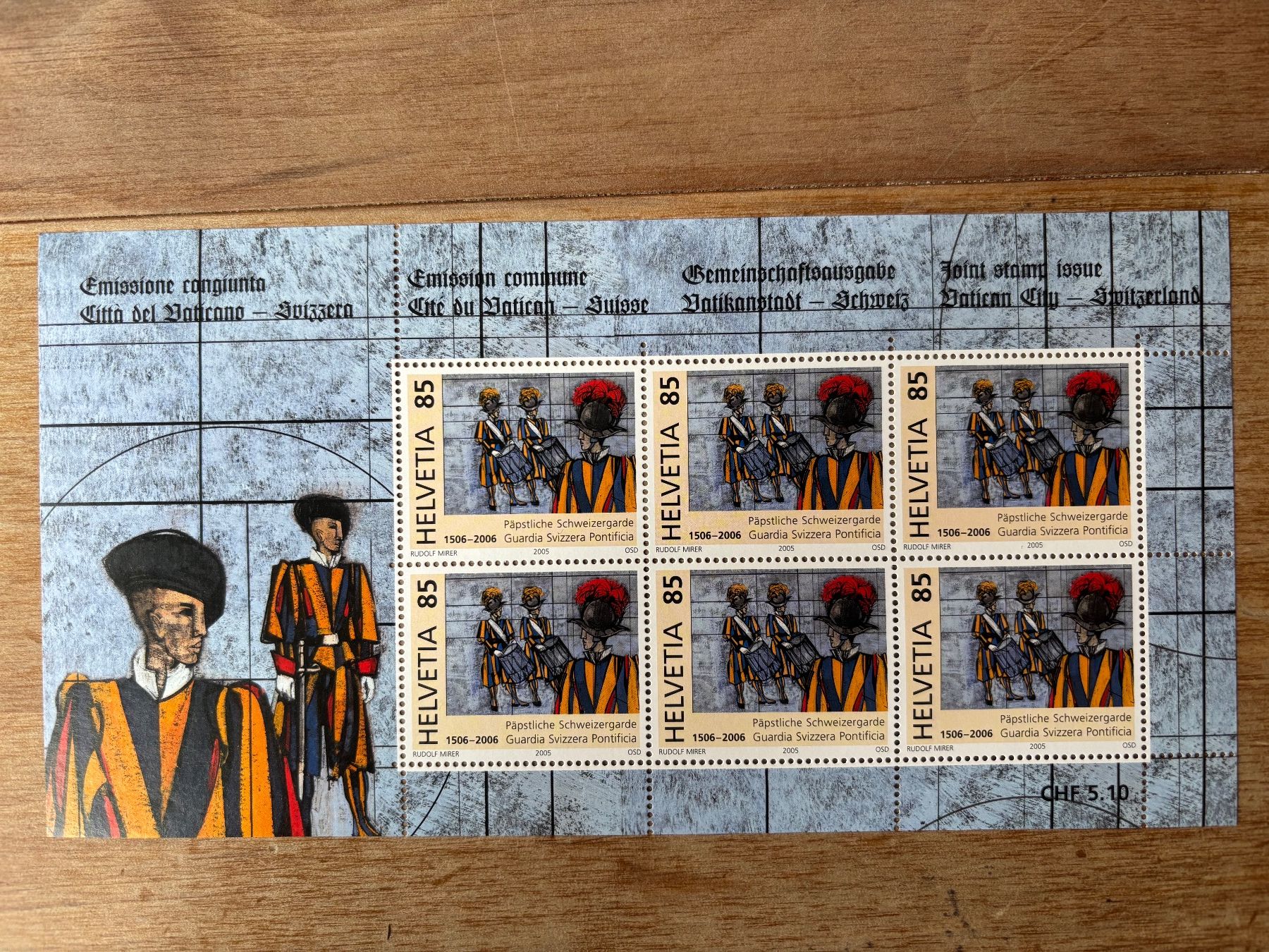 Tutti i francobolli: 2005 Briefmarken postfrisch Schweizergarde Papst Bogen – Nuovo (secondo la descrizione) da Seftigen venduto da Muggelwomb