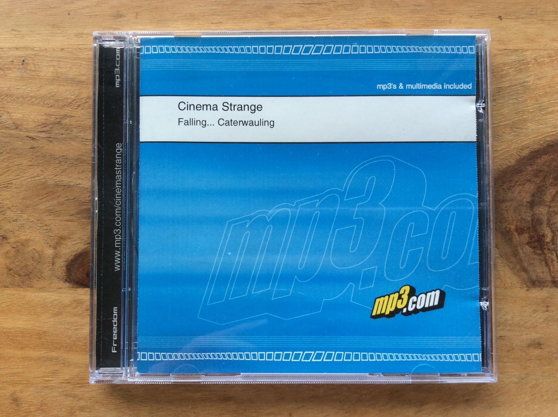 CD: Cinema Strange - Falling... Caterwauling – Usato da Horgen venduto da flyingpenguin2000