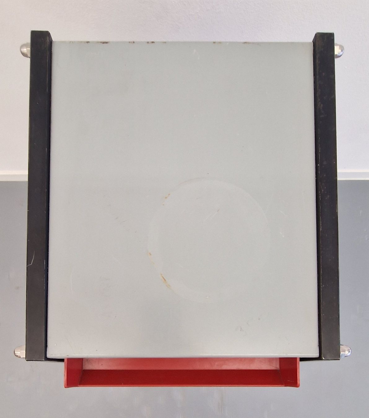 Möbel & Einrichtung: MCM Vintage Design, Papierablage Container, Rollbar, 1970er – Gebraucht aus St. Gallen von chambredirecte 8