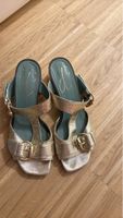 Elegante goldene Sandalen, Grösse 38,5 perfekt für den Somme