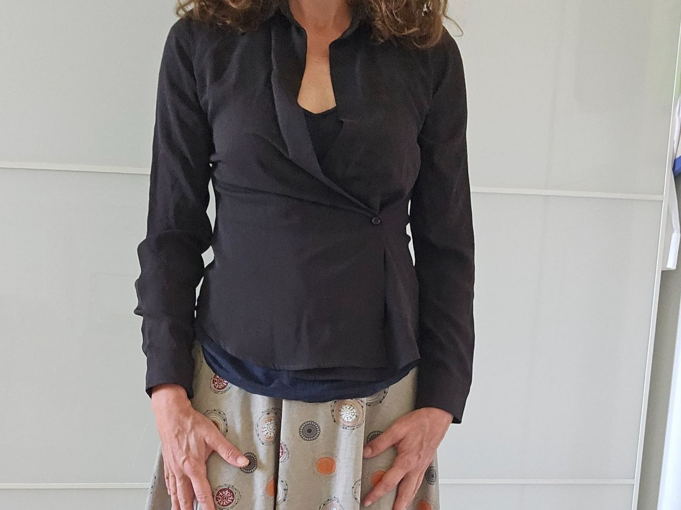 Max Mara Camicette: Max Mara Wickel- Bluse schwarz Grösse 38. – Usato da Zürich venduto da Dobet