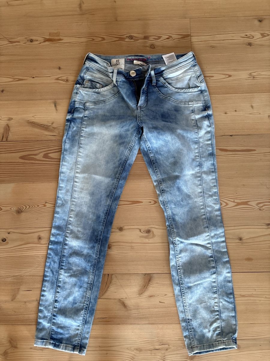 Jeans: Jeans 26/26 très confortable – Nuovo (secondo la descrizione) da Arbaz venduto da nin_zqc6
