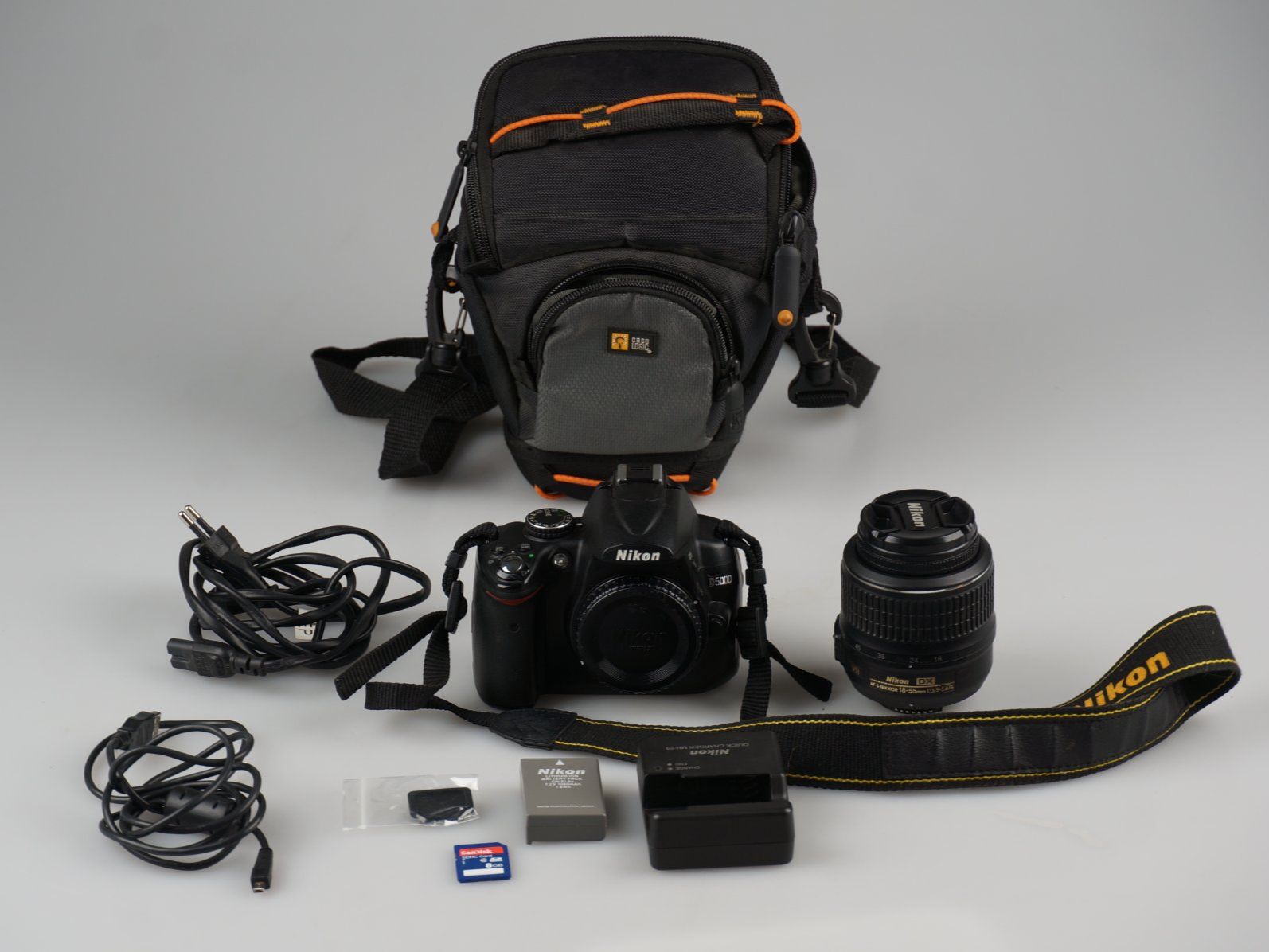 Nikon Fotocamera: Nikon D5000 12.3MP (DSLR-Digitalkamera) – Usato da Rüti ZH venduto da Restwert_Rueti_ZH