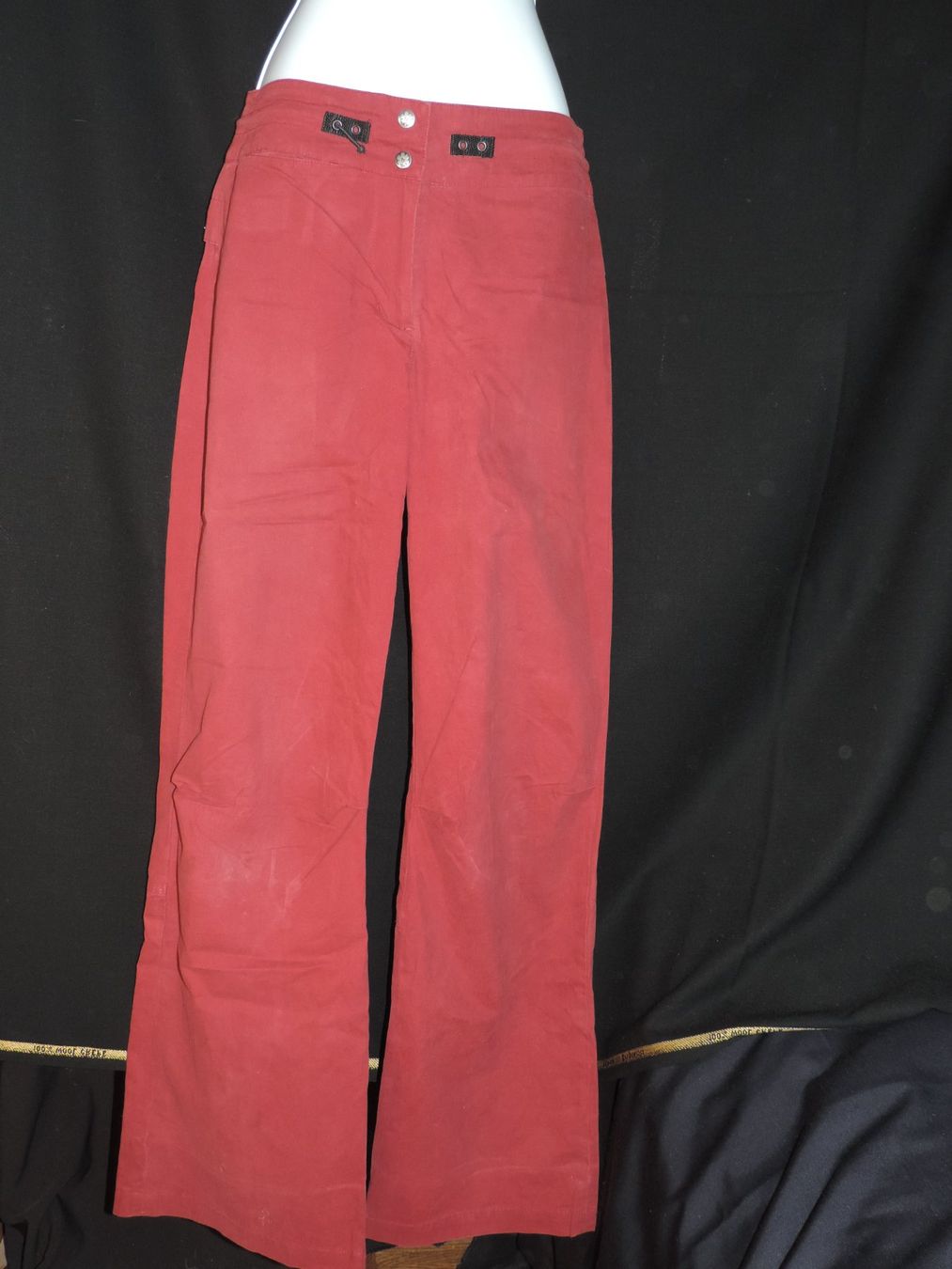 Pantaloni: pantalon droit rouge bordeaux – Usato da Genève venduto da Axelle333 5