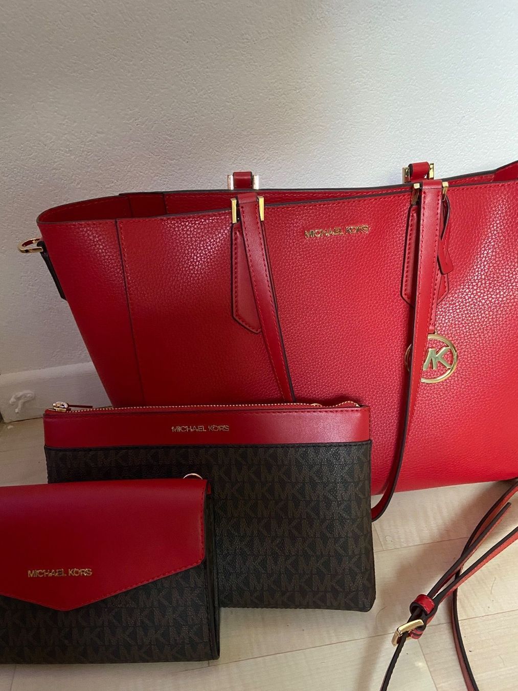 Michael Kors Sacs femmes: Michael Kors Tasche – Neuf avec emballage d'origine à Jona par xweeknd 1