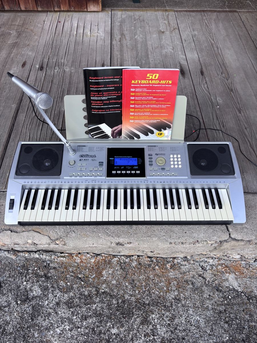 C.Giant Instruments de musique: C. Giant Key Keyboard  – Neuf (Voir description) à Aeschlen ob Gunten par PHOENIX_2005