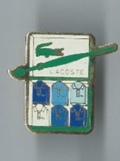 Plaketten & Abzeichen: Lacoste Hemden, Pin – Gebraucht aus Zürich von t24_de