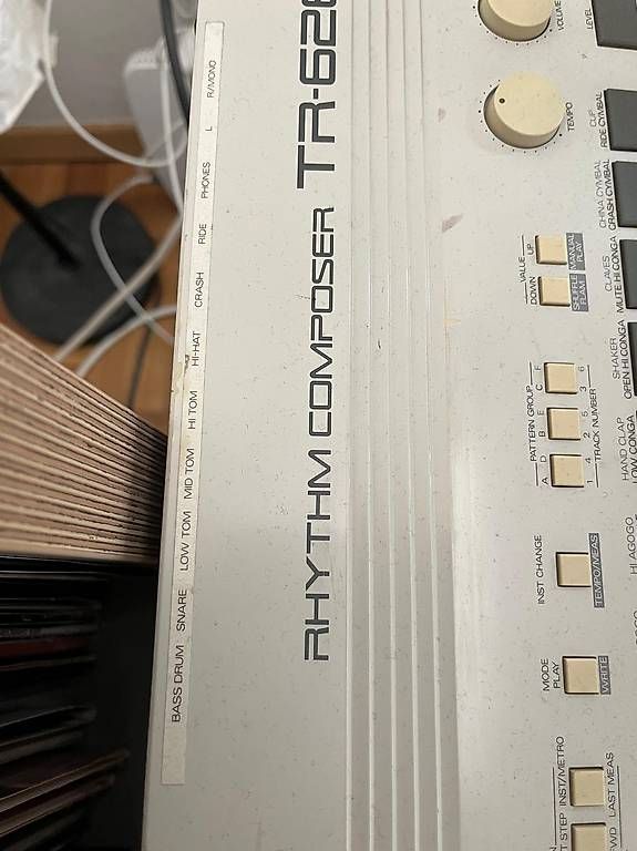 Roland Strumenti musicali: Roland TR-626 Drum Machine – Usato da Zürich venduto da LeoGd 1