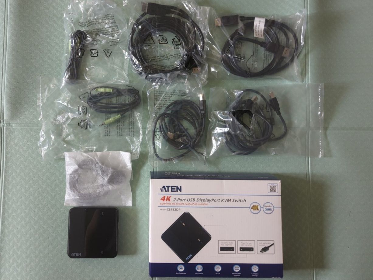 Hub & Switch: ATEM - 4K - KVM-Switch - CS782DP - Laptop/PC Switch – Usato da Bern venduto da knuspersnack 1