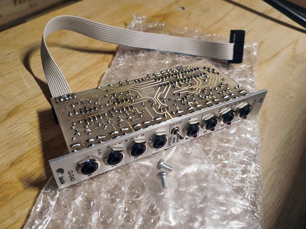 Strumenti musicali: Ladik Q-040 Quad Quantizer (Eurorack) – Usato da Knonau venduto da Deralexan