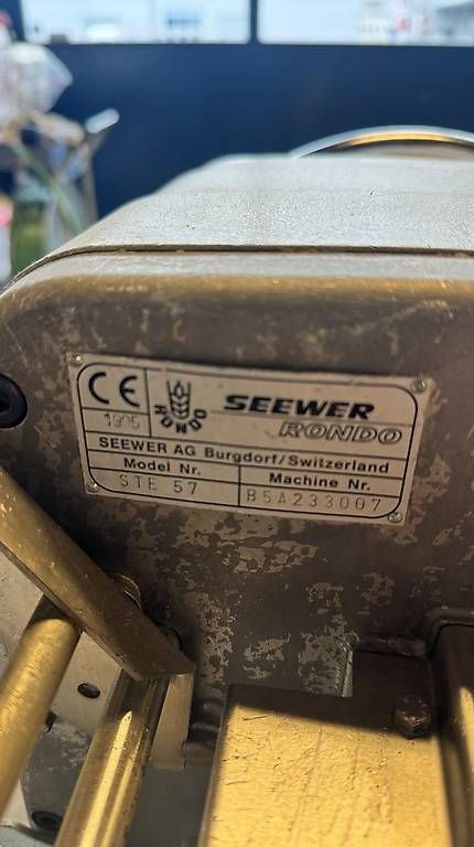 Tutte le macchine: Seewer Rondo Ausrollmaschine – Usato da Brugg AG venduto da lali88 2