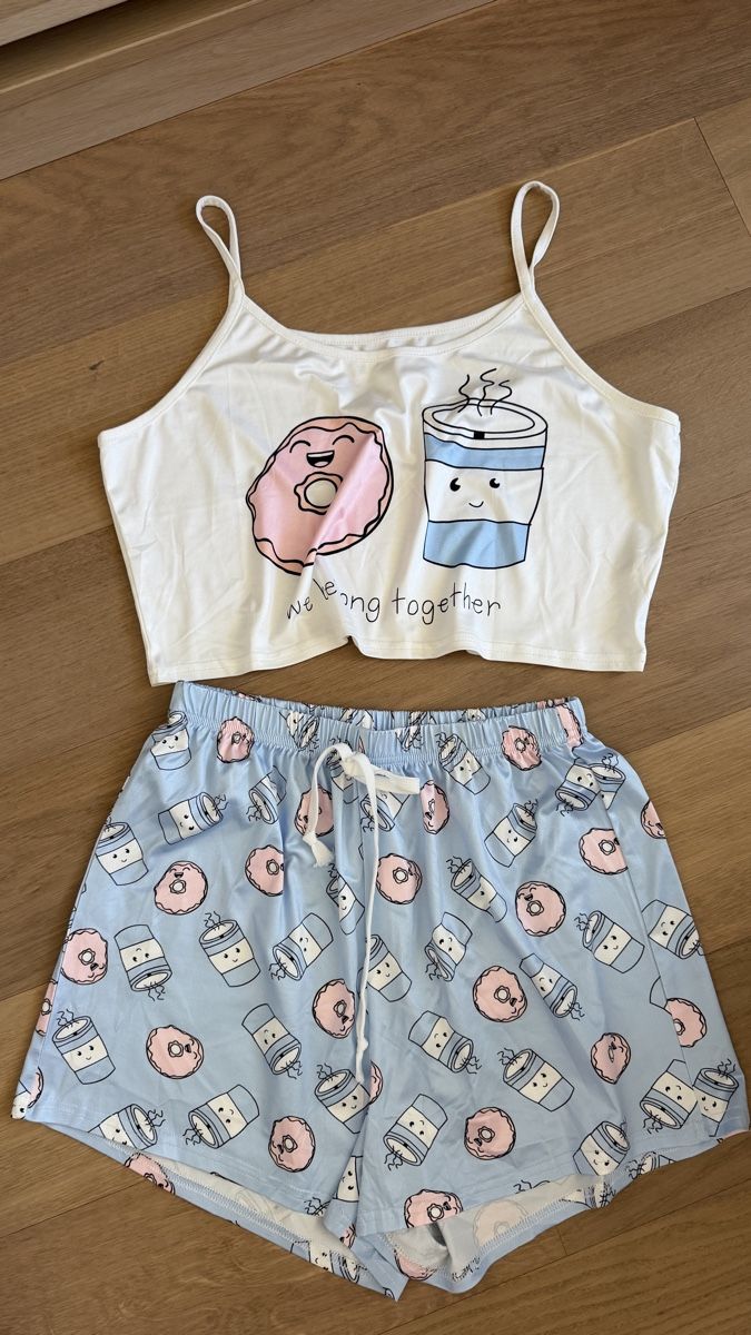 Negligees & Pyjamas: Pijama Homeware Set Gr. 3 – Gebraucht aus Steinhausen von inmumi