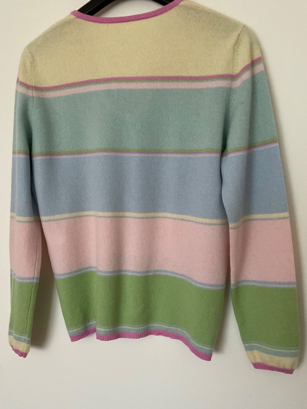 Madeleine Pullover & Sweatshirts: Madeleine 100% Kaschmir Pullover Gr 40/42 – Gebraucht aus Urdorf von alda02 2
