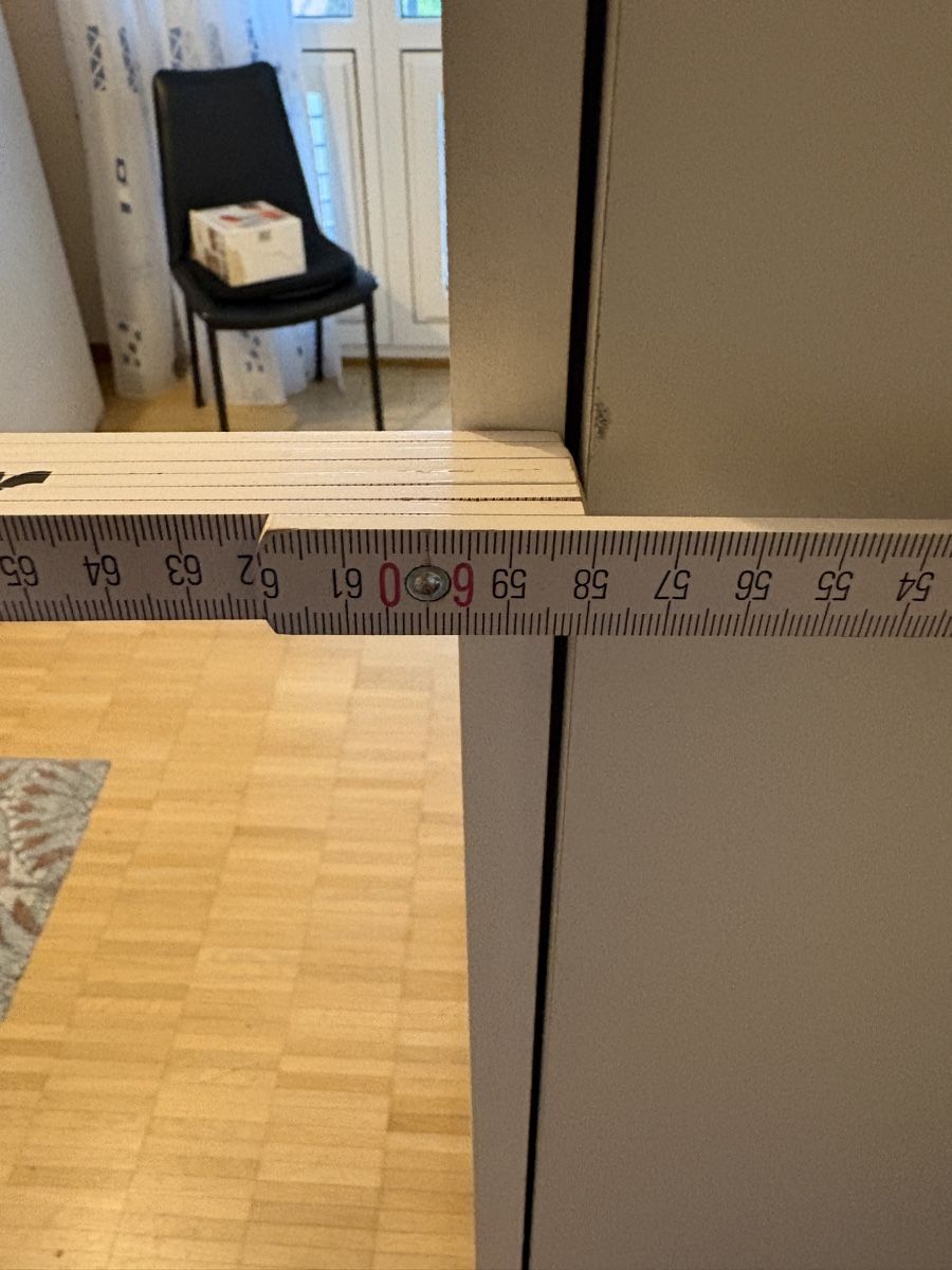 Pfister Armadi: Kleiderschrank – Usato da Schwerzenbach venduto da Massage67 5
