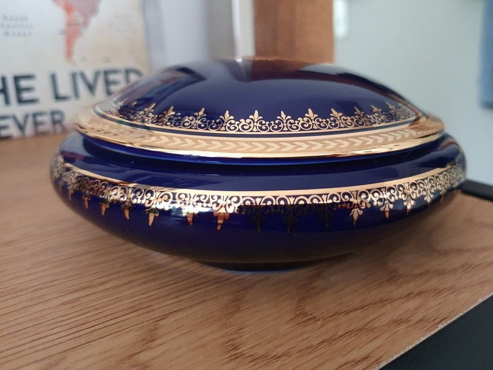 Superbe Bonbonnière Murano Bleue Sur Pied Avec Angelots Et Putti Argentés – Argent 925