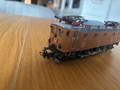 Märklin Modellini di ferrovie: Locomotive Märklin  – Usato da Orbe venduto da car_8grw 3
