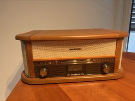 Musikanlage Stereo mit Plattenspieler