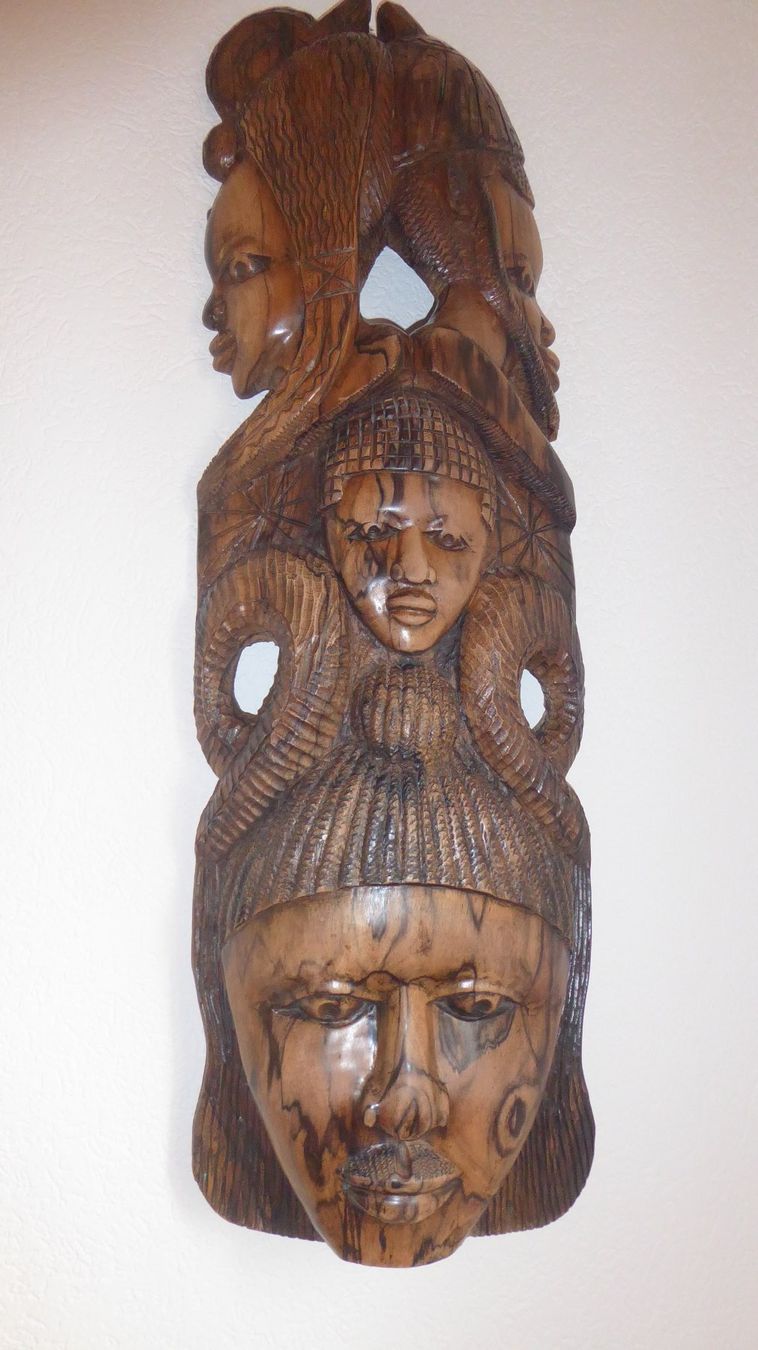 Internationale Kunst: Grosse Afrikanische Maske – Neu (gemäss Beschreibung) aus Zullwil von Dingo402 1