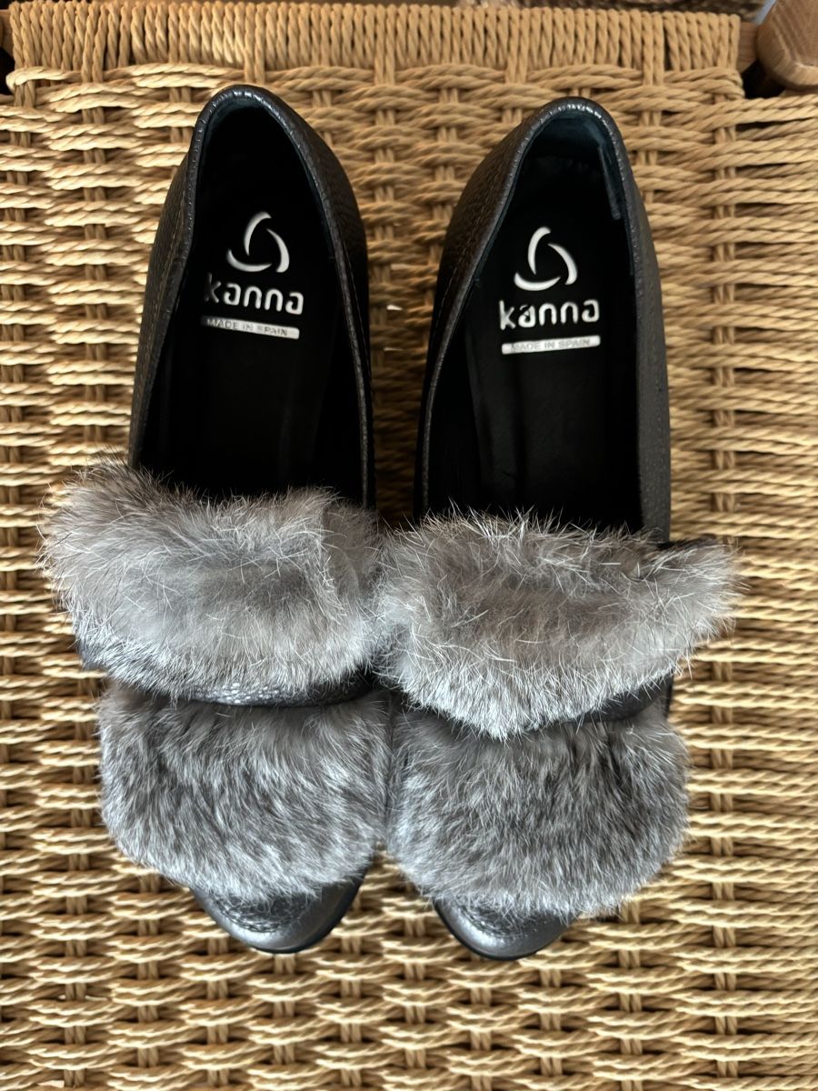 Scarpe da donna: Loafers mit Kaninchenfell – Usato da steffisburg venduto da seva69 2