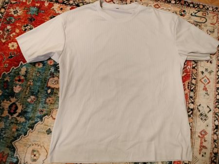 Leichtes T-Shirt, Weiss, Grösse M - Neu!