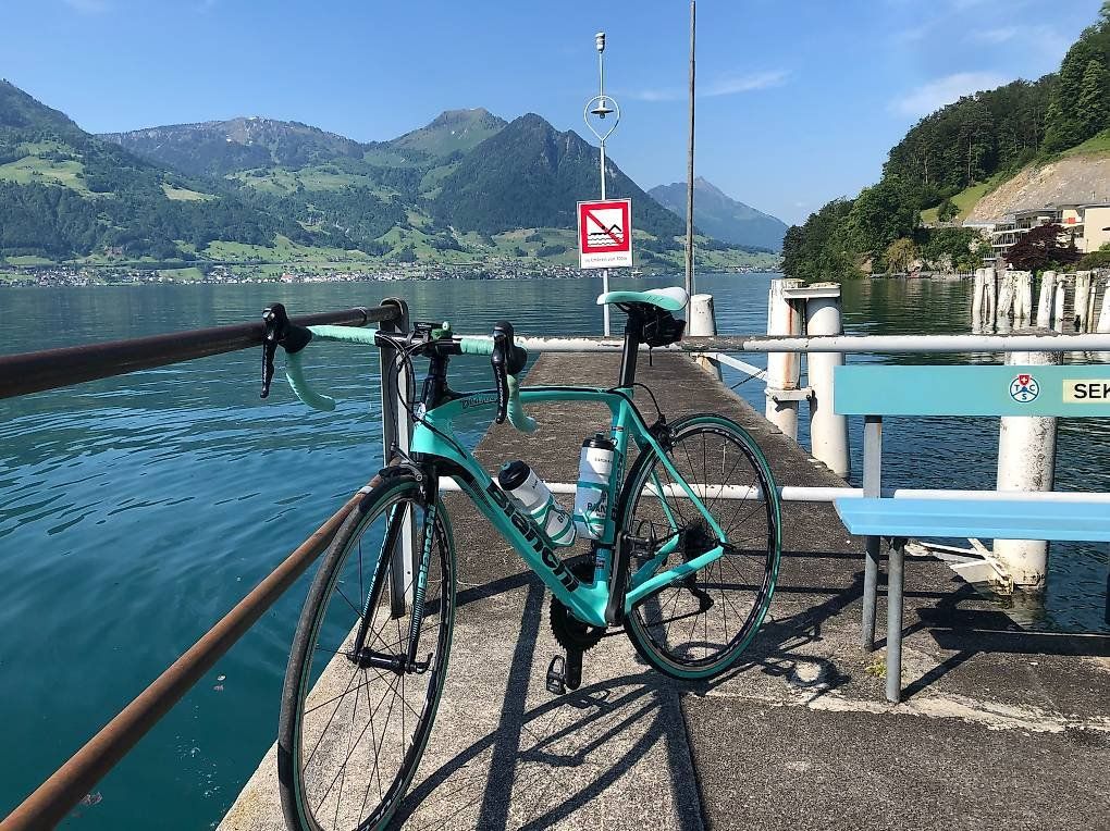 Bianchi Vélos: Rennrad Bianchi Oltre XR3 – D'occasion à Meggen par Adlerherz01 1