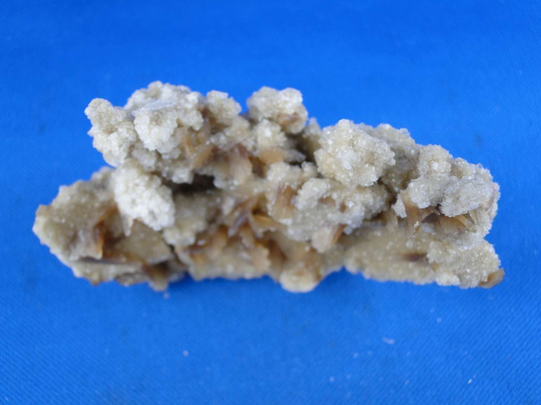 Minerali & Pietre curative: Baryt auf Calcit – Usato da Schinznach Bad venduto da Demerald 3
