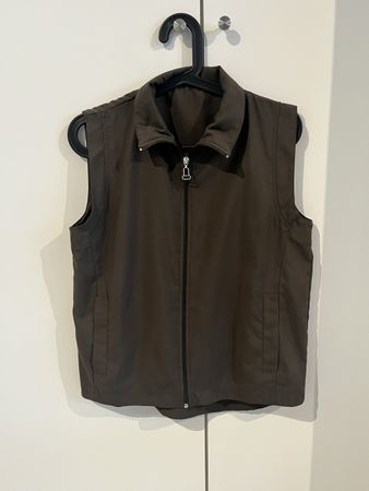 Militärgrünes Gilet, Gr.38