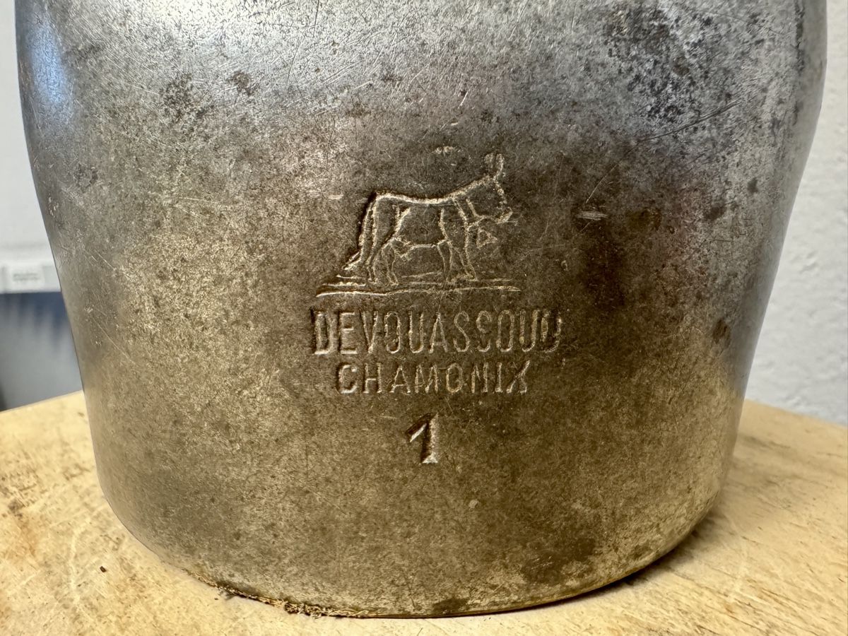 Chamonix Cloches & sonnailles: Antike Treichel Glocke CHAMONIX 1 DEVOUASSOUD – D'occasion à Rothrist par Luckywinner 1